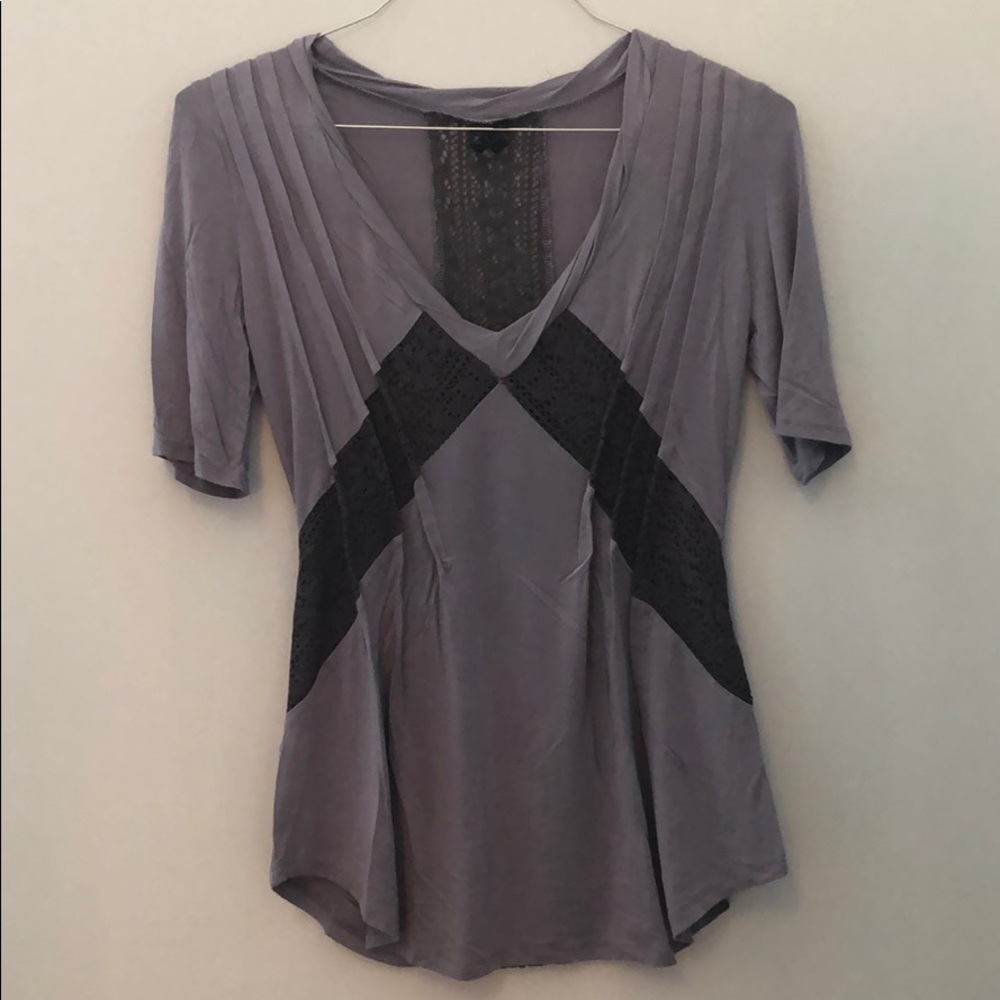 Women’s Lavender Short-Sleeve V-Neck Top with Lace Insets
